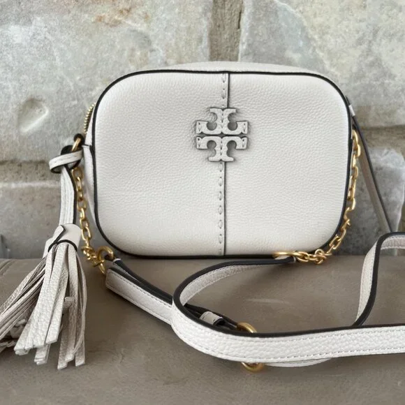NEW Tory Burch McGraw Leather Camera Bag in Brie/Cream AUTHENTIC - Picture 2 of 5